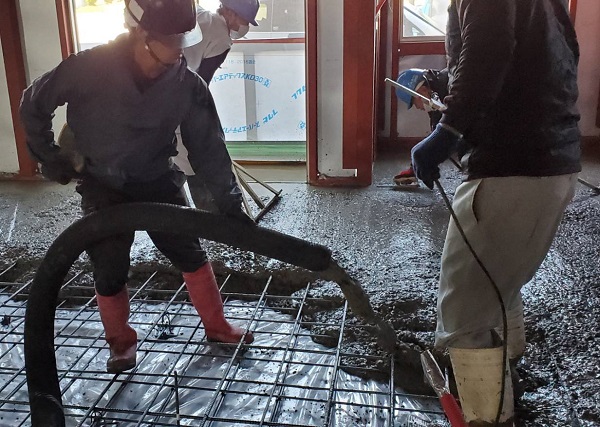 コンクリート圧送の荒川開発有限会社