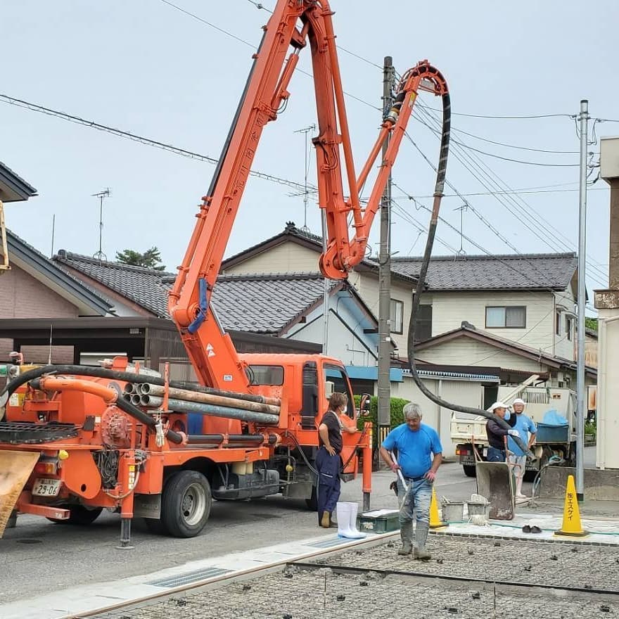 お疲れ様です無事に作業終了です️ありがとうございました#北陸#富山県#富山市#富山##圧送工 #コンクリート圧送 #コンクリート打設 #コンクリートポンプ車 #ポンプ車#土間コンクリート打設