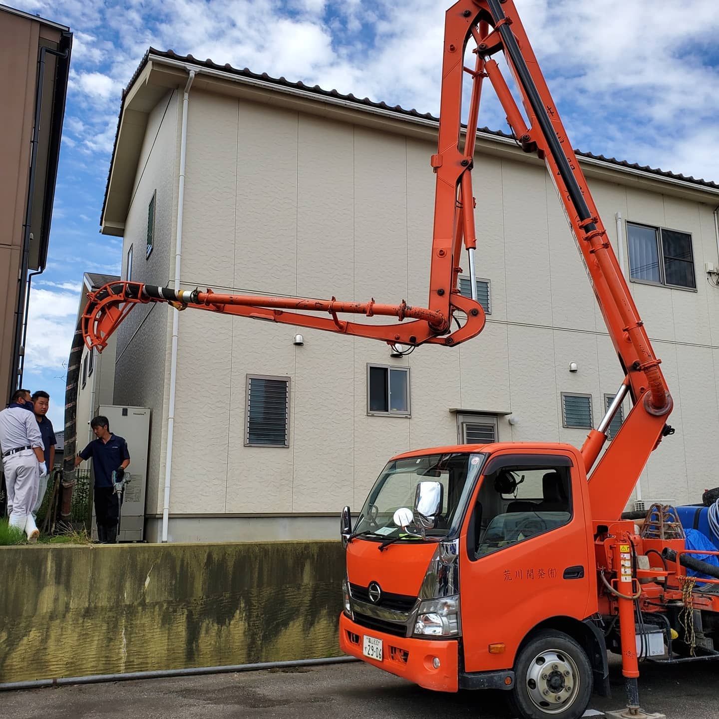 お疲れ様です本日も無事に作業終了しました️ありがとうございましたお昼は会社でゆっくり休憩しました️いつもはポンプ車の中なので、たまに会社だといいですねぇ